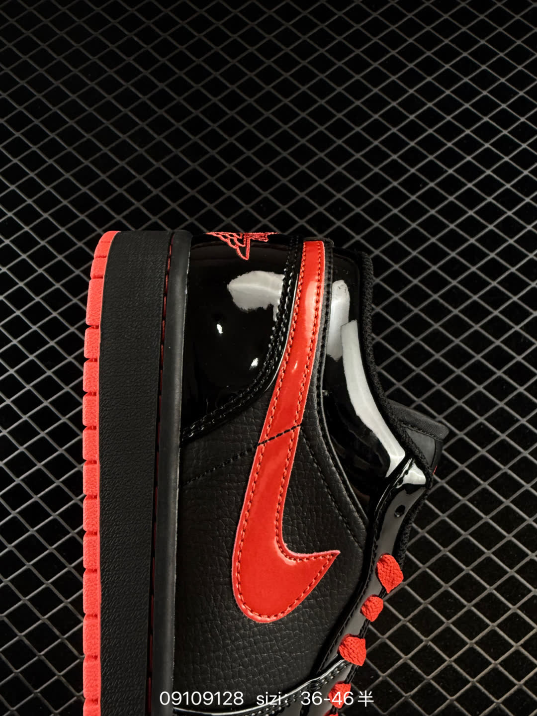 Nike Air Jordan 1 Low OG AJ1-553558-146